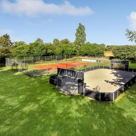 Prázdninový dům Awesome In With Wifi *